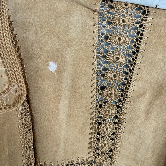 Vintage Rare SMH Women's Tan Suede Crochet-Trim Button Front Jacket - Picture 8 of 8